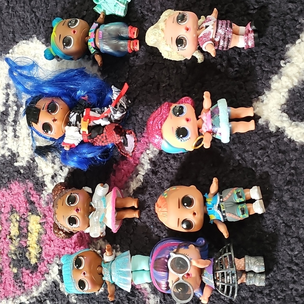 L.O.L. Surprise! Dolls with Blue, Pink, Purple & Teal Accents - Picture 2 of 3